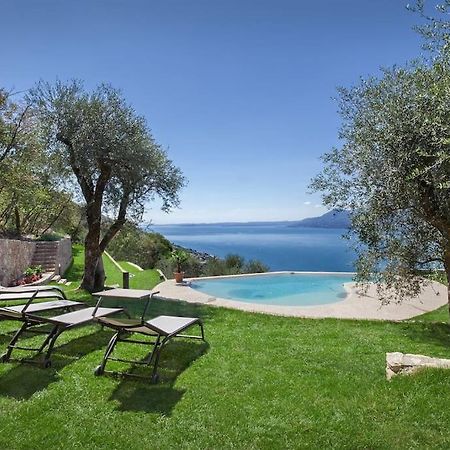 Villa Divina - Apt Divina Con Piscina E Vista Lago Castelletto Di Brenzone Εξωτερικό φωτογραφία