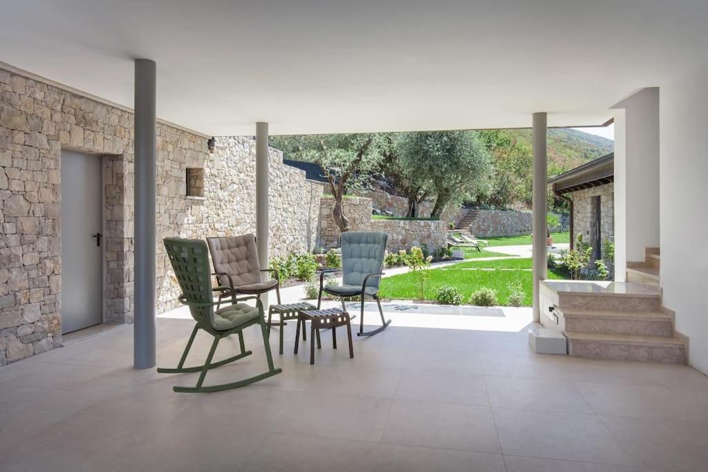 Villa Divina - Apt Divina Con Piscina E Vista Lago Castelletto Di Brenzone Εξωτερικό φωτογραφία